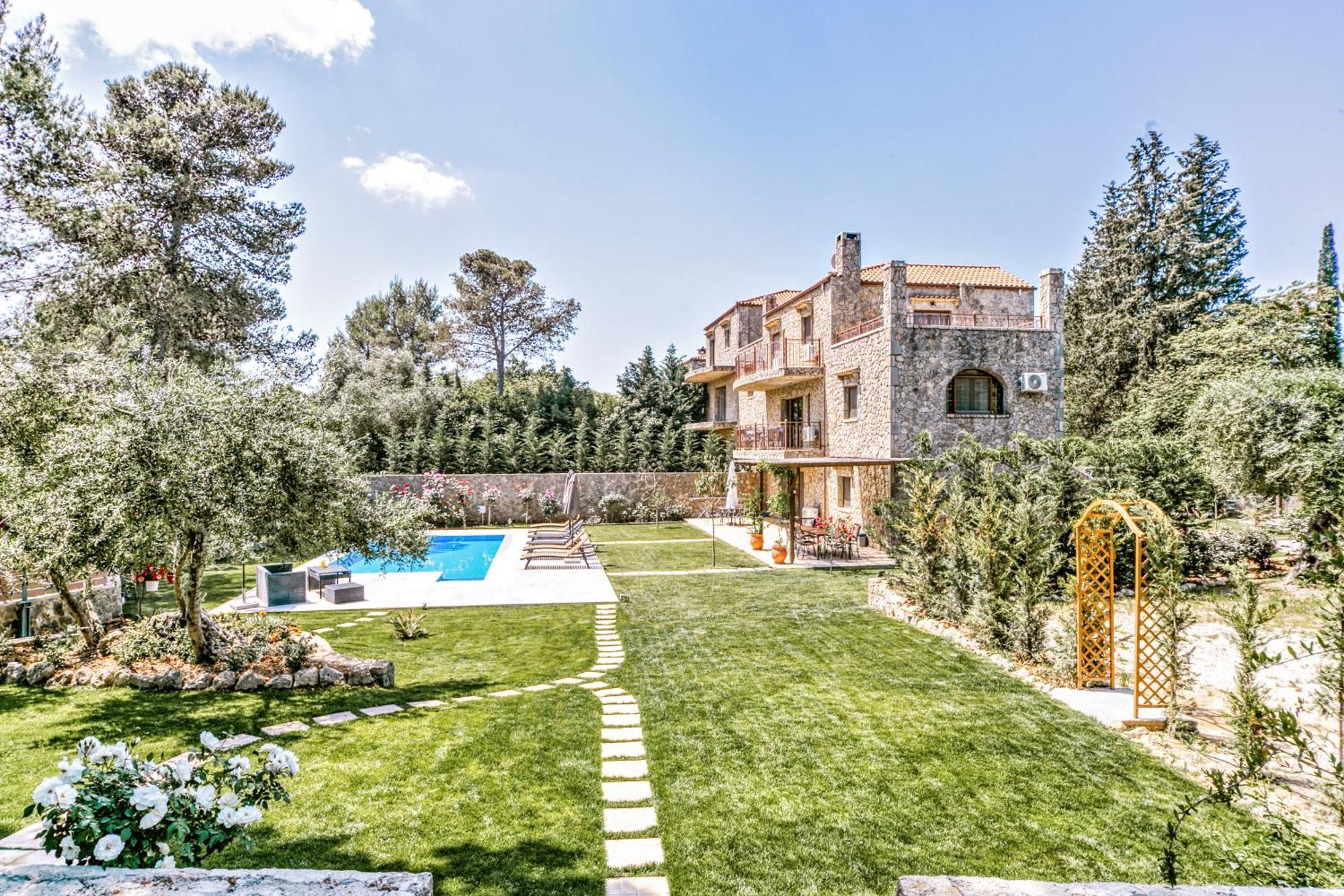 Filia Stone Villa Gouvia Exterior photo